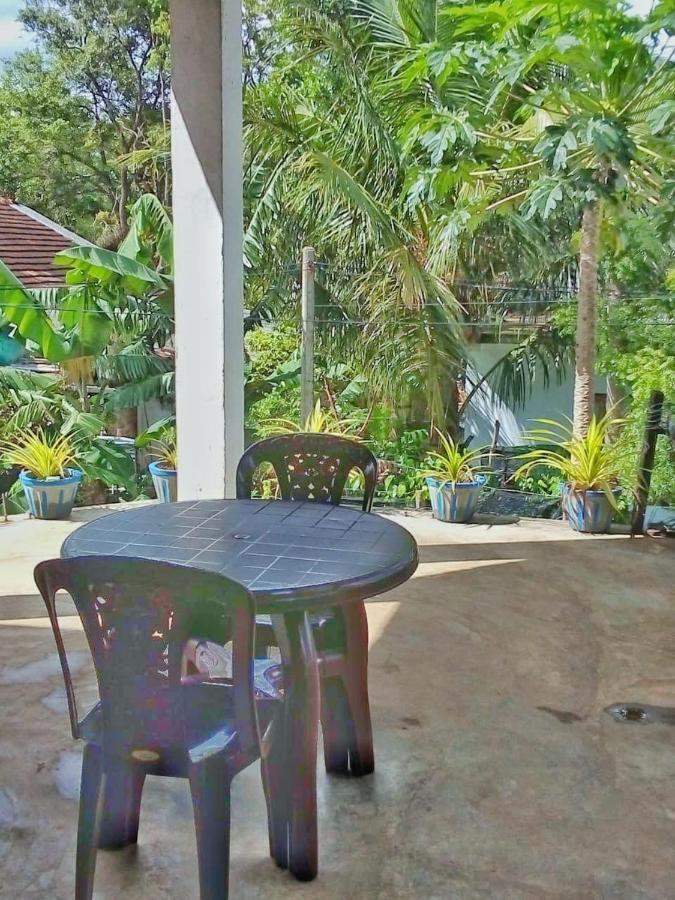Rithu Homestay Sigirîya Extérieur photo